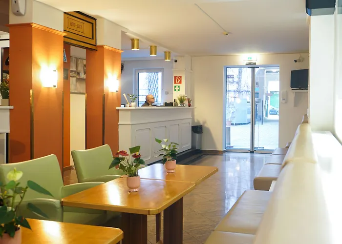 Deutschmeister Hotel 3*