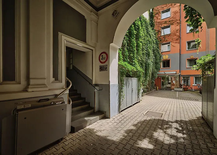 Deutschmeister Hotel